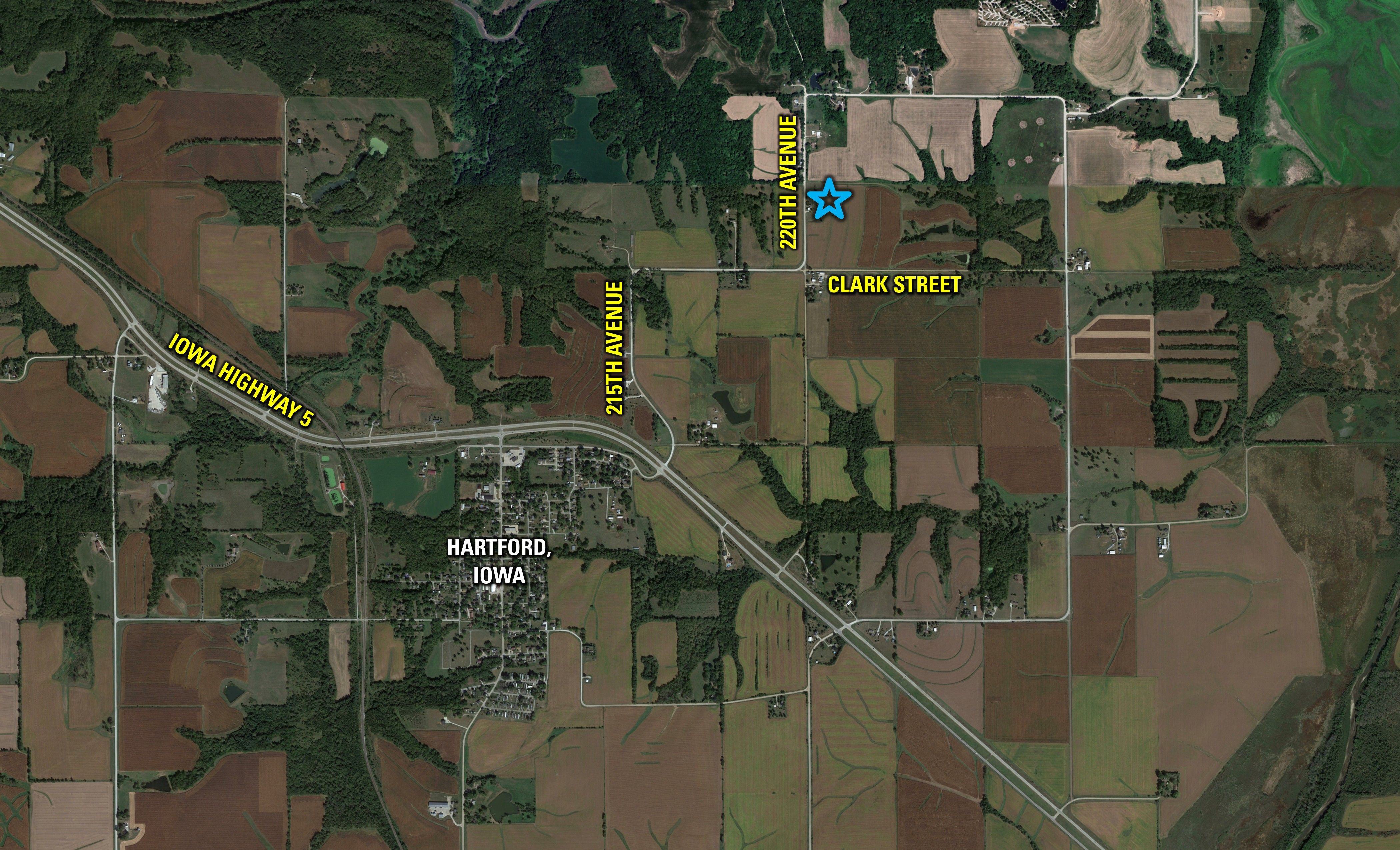 Listing Photo: House Far